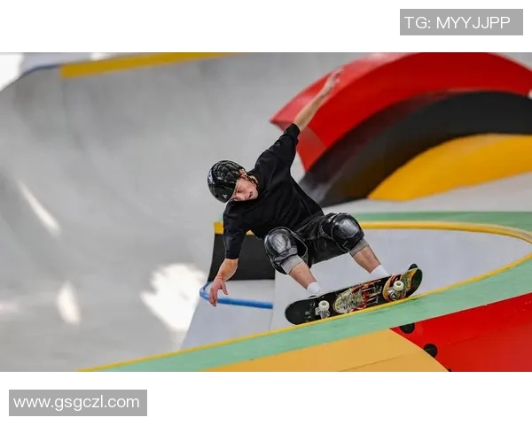 广州滑板队在世界攀岩锦标赛中以71分稳居积分榜首位