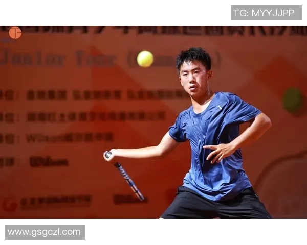 南京网球队耐力训练揭秘:提升竞技水平的秘密武器与科学方法 南京网球队耐力训练揭秘:提升竞技水平的秘密武器与科学方法