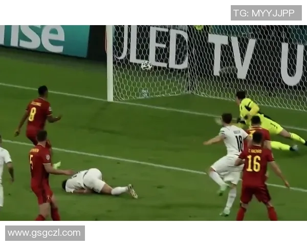 成都足球队的耐力揭秘：从训练到比赛的全方位探索与分析